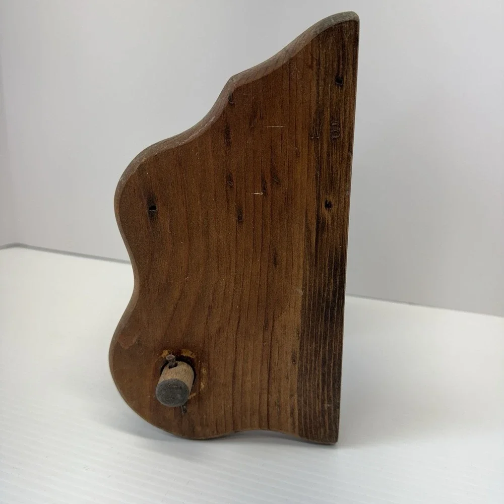 Country Style Vintage Brown Wooden toilet paper holder Wall Display Shelf